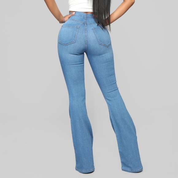 Fashion Nova flare Jeans - Picture 3 of 6
